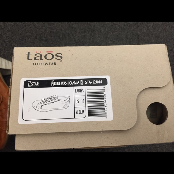 Taos Star Sneakers Size 10 NIB - Picture 2 of 3